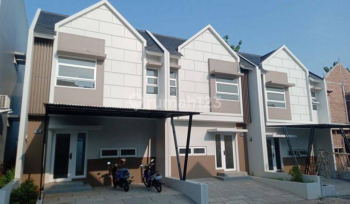 Rumah 2 lantai siap huni lokasi strategis nyaman dan damai  2