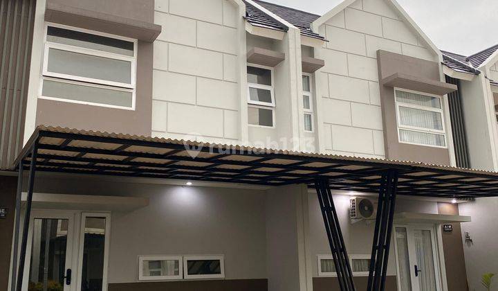 Rumah 2 lantai murah siap huni lokasi strategis nyaman dan damai  2