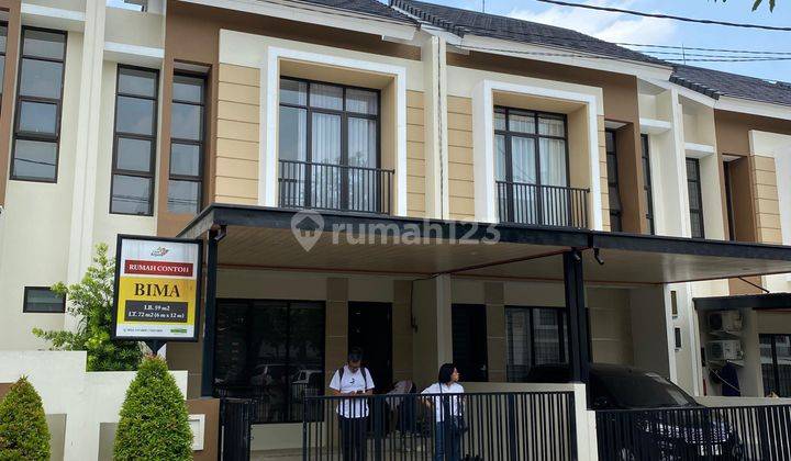 Rumah 2 Lantai Siap Huni Lokasi Strategis Nyaman Dan Damai  1