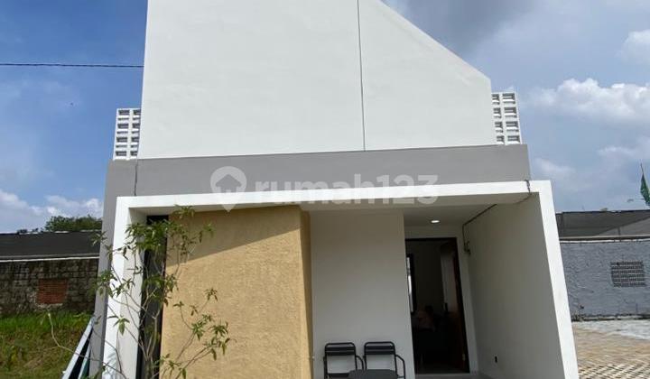 Rumah 2 Lantai Siap Huni 2+1Kt Dekat St Rawabuntu dan Tol