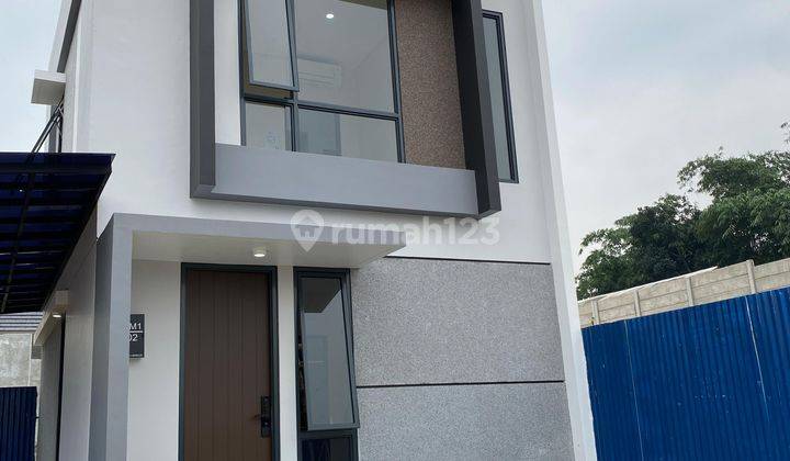 Rumah 2 Lantai Siap Huni Lokasi Strategis Nyaman Dan Damai SHM 2