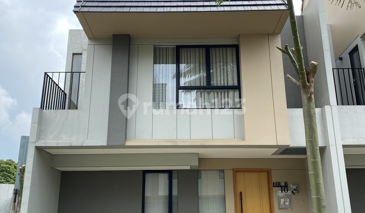 Rumah 2 Lantai Siap Huni 3Kt 3Km Dekat St Rawabuntu dan Tol