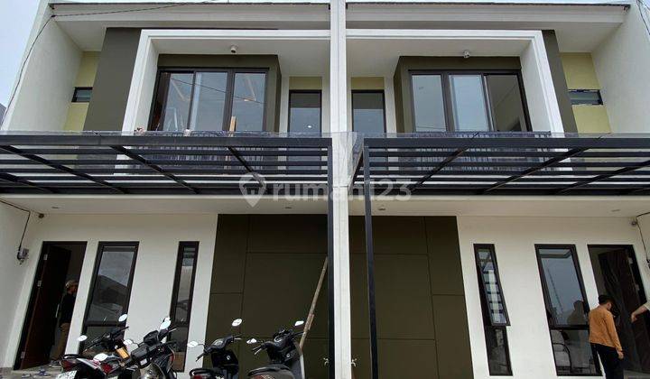 Rumah 2 Lantai Siap Huni Lokasi Dekat Pintu Tol  2