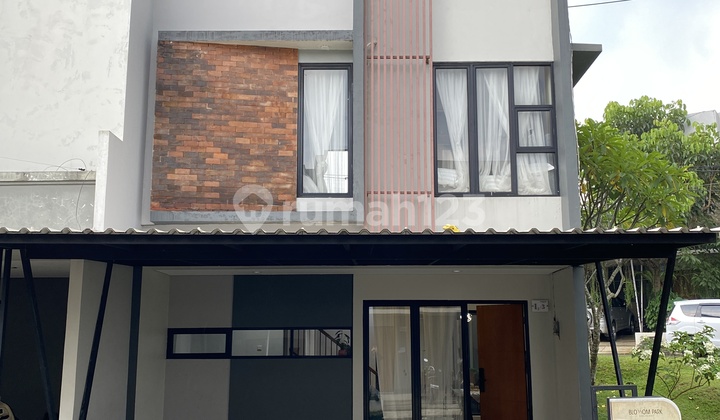 Rumah Murah 2 Lantai Dekat Stasiun Rawabuntu dan Tol