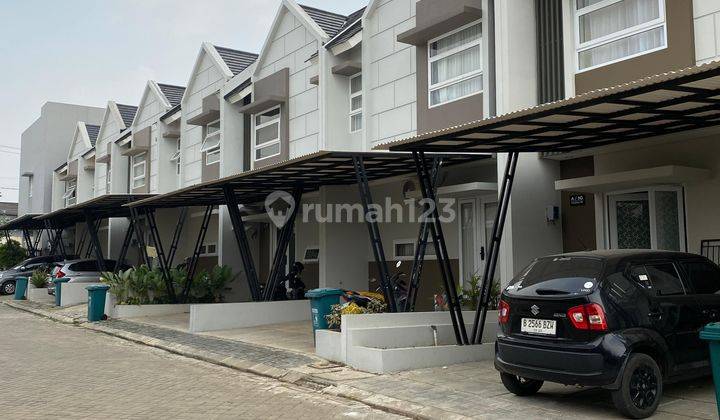 Rumah 2 Lantai Shm Siap Huni Lokasi Strategis  2