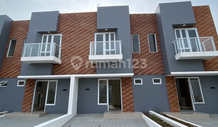 Rumah 2 Lantai Siap Huni 3Kt 3Km Dekat Kantor Walikota Tangsel Rumah 2 Lantai Siap Huni 3Kt 3Km Dekat Kantor Walikota Tangsel