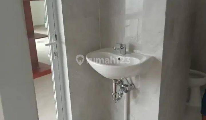 Di Sewakan Apartemen Taman Anggrek, Jakarta Barat Full Furnished  2