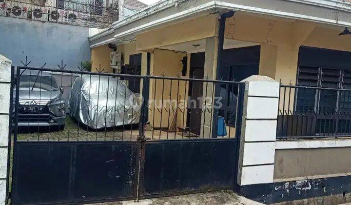 Di Jual Rumah Lama Hitung Tanah di Kebon Mangga, Kebayoran Lama, Jakarta Selatan 1