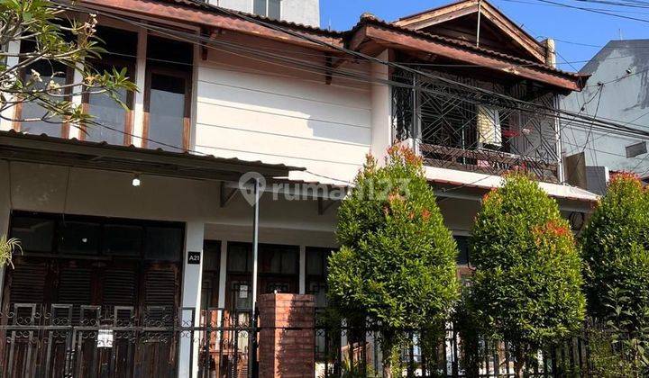 Di Jual Rumah 2 Lantai Lokasi Strategis di Pondok Bambu, Jakarta Timur 1