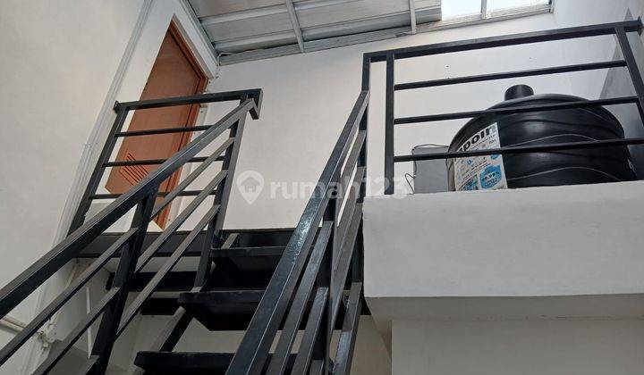 Di Jual Cepat Rumah 2 Lantai di Latumenten, Jelambar, Jakarta Barat  2