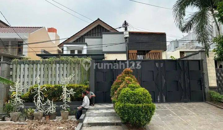 Di Sewakan Rumah Mewah 2 Lantai di Matraman, Jakarta Timur 1