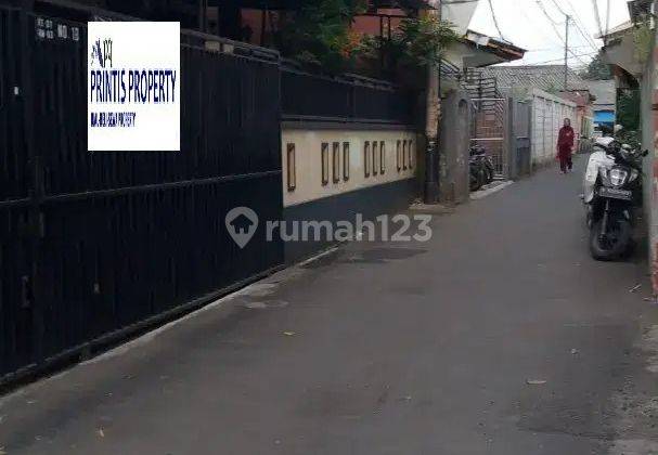 Di Jual Rumah 2 Lt Lokasi Strategis di Jl Remaja, Pasar Rebo, Jakarta Timur 2