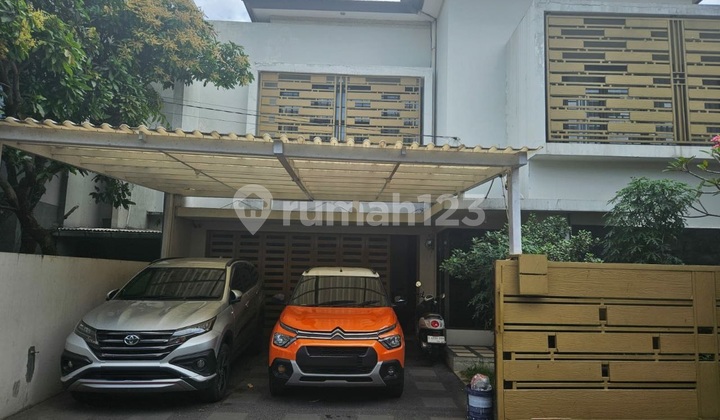Nice House Ready to Live In Strategic Location Near Griya Buah Batu. 2