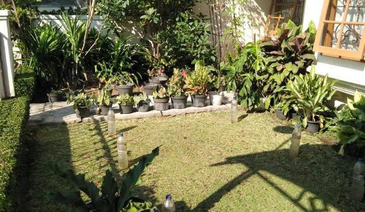 Rumah Lama Terawat Siap Huni Lokasi Strategis Antapani Bandung 2