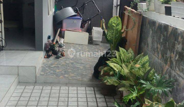 Rumah Siap Huni Di Komplek Nyman One Gate Griya Caraka Cisaranten 1