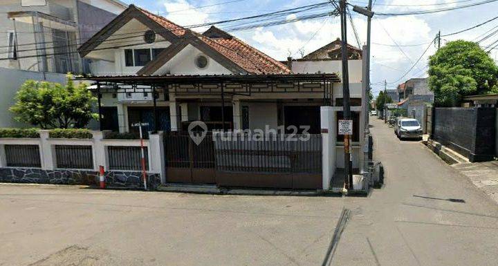 Rumah Terawat Murah Lokasi Strategis Dekat Pusat Kota Sayap Bkr 1