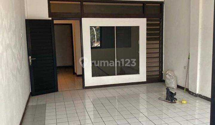 Ruko 2Lantai Cocok Untuk kantor Lokasi Strategis Ciateul, Bandung 2