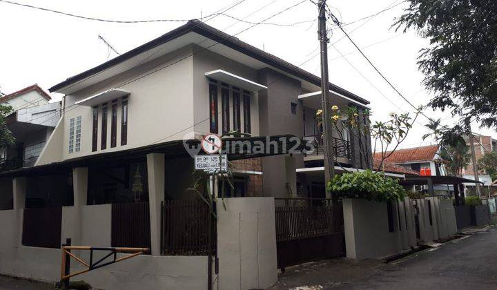 Rumah Bagus Unfurnished Sertifikat Hak Milik di Turangga, Bandung 1