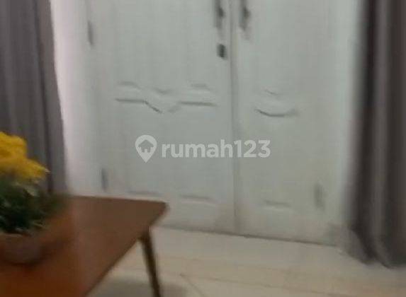 Rumah 2 Lantai Bagus Furnished SHM di Margahayu Metro, Bandung 2