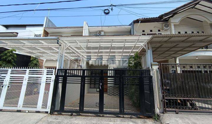 Rumah Minimalis 2 Lantai Bagus Unfurnishd SHM di Turangga,Bandung 1