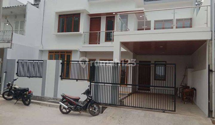 Rumah 2 Lantai Baru Siap Huni Unfurnishd SHM di Padasuka ,Bandung 1