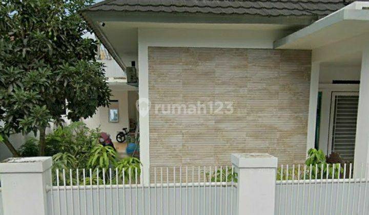 Rumah Hook 2 Lantai Bagus Unfurnished SHM di Turangga, Bandung 2