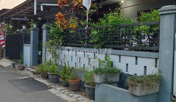 Rumah Terawat Siap Huni Unfurnished SHM di Margahayu, Bandung 1