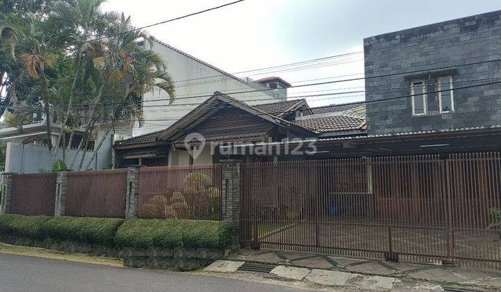 Rumah Terawat Siap Huni Dalam Komplek Tenang di Cigadung, Bandung 1