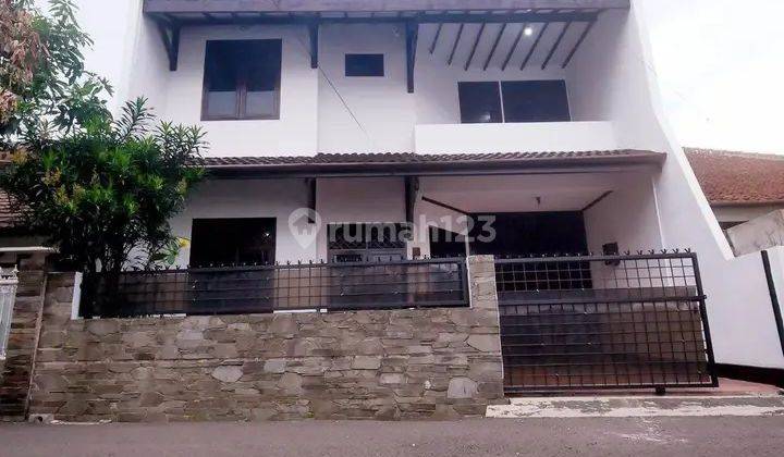 Rumah 2Lantai Bagus Siap Huni SHM di Sekelimus Buah Batu, Bandung 1