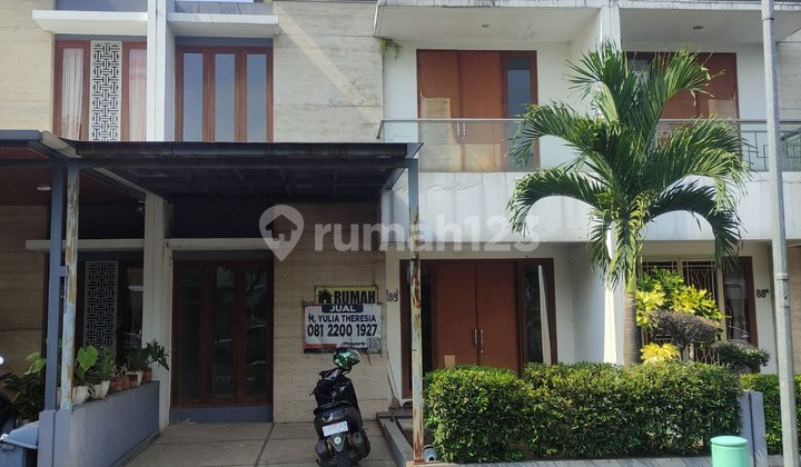 Rumah Bagus Murah Komplek Nyaman One Gate Chery Field Buah Batu. Rumah Bagus Murah Komplek Nyaman One Gate Chery Field Buah Batu.