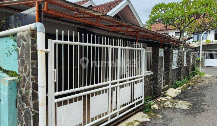 Rumah Bagus Murah Siap Huni Posisi Hook di Margahayu, Bandung 2