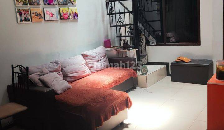 Rumah 2 Lantai Bagus Unfurnished SHM di Kawaluyaan Indah, Bandung 2