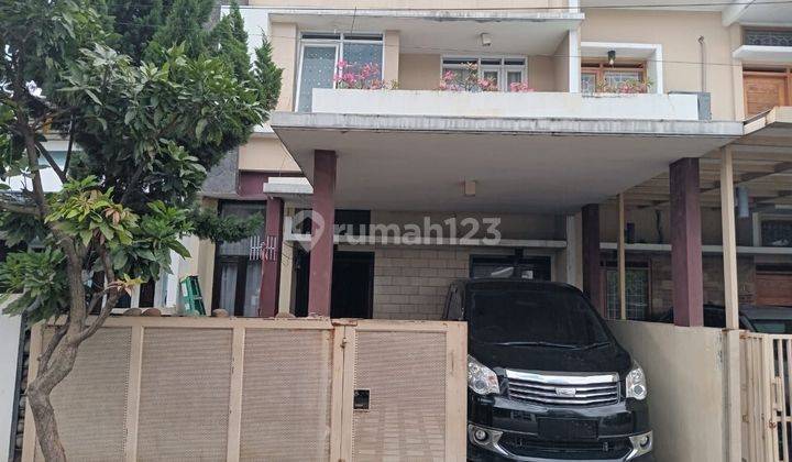 Rumah 2 Lantai Bagus Siap Huni di Cisaranten Arcamanik, Bandung 1