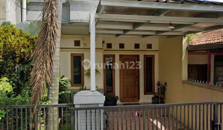 Rumah Bagus Siap Huni Semi Furnished SHM di Turangga, Bandung 1