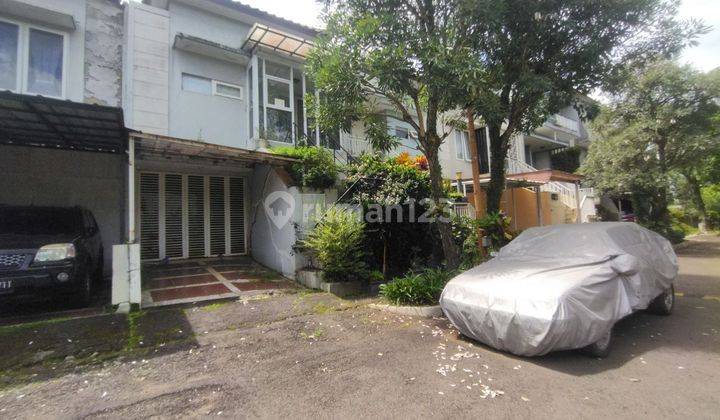 Rumah 2 Lantai Lingkungan Tenang di Cigadung Greenland , Bandung 1