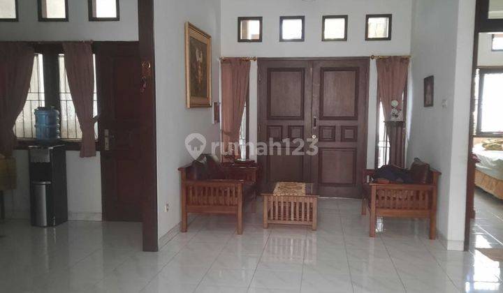 Rumah 2 Lantai Siap Huni Unfurnished SHM di Batununggal, Bandung 2