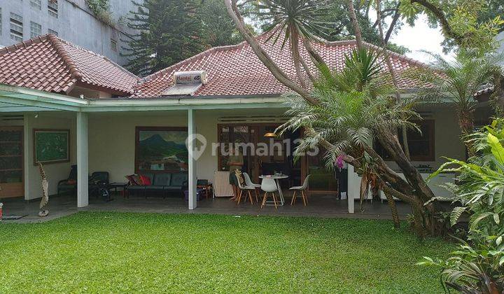 Rumah Bagus SHM Good Location di Sayap Ir Juanda Dago , Bandung 1