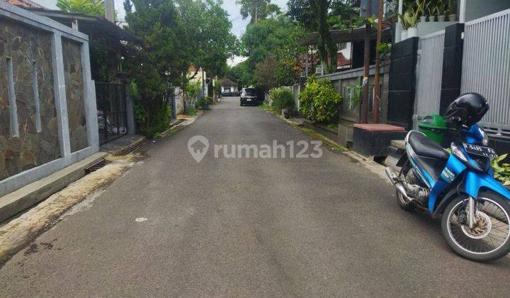 Rumah Murah Terawat Tengah Kota Hak Sewa di Burangrang, Bandung 2