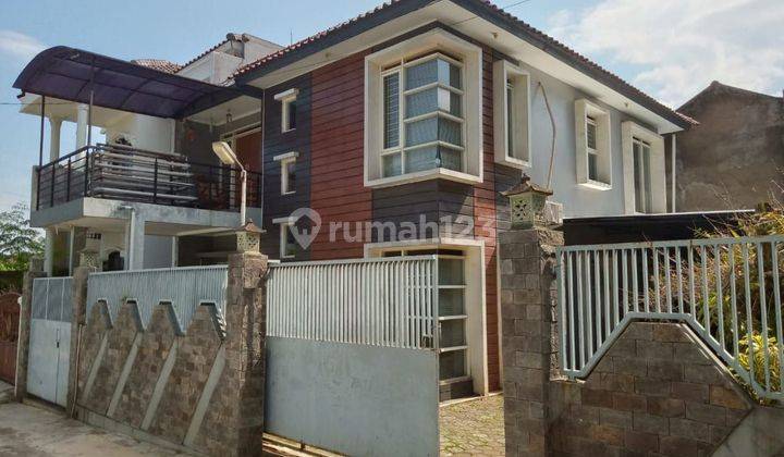 Rumah 2 Lantai Bagus Unfurnished SHM di Arcamanik Endah, Bandung 1