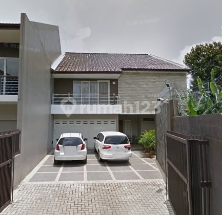 Beautiful House Ready to Live In, Quiet Location in Setrasari Pasteur Cluster. 1