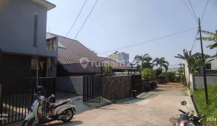 Rumah 2 Lantai Bagus Unfurnished di Gegerkalong Permai, Bandung 2