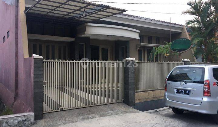 Rumah Bagus Semi Furnished SHM di Turangga Buah Batu, Bandung 1