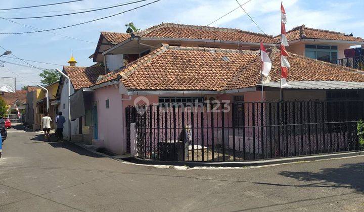 Rumah Lama Hoek Murah SHM di Margahayu Soekarno Hatta, Bandung 1