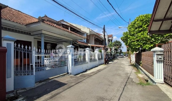 Best Investment! Affordable Homes in Batu Indah Batununggal Complex.