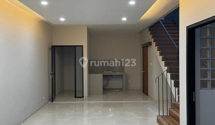 Rumah 2 Lantai Baru Siap Huni SHM di Situsari Buah Batu, Bandung 2