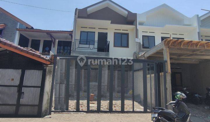 Rumah Baru Modern Minimalis 5 Unit SHM Dekat Tsm Turangga,bandung