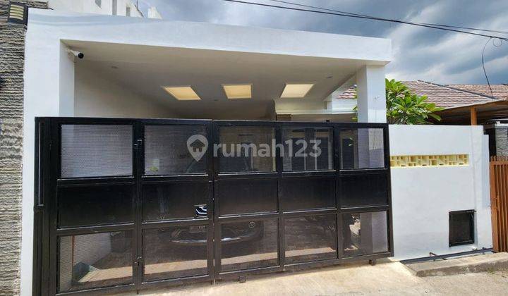 Rumah 2 Lantai Bagus Siap Huni di Cisaranten Arcamanik, Bandung 1