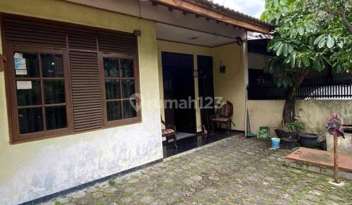 Rumah Lama Murah Hitung Tanah Dekat Griya di Antapani , Bandung 2