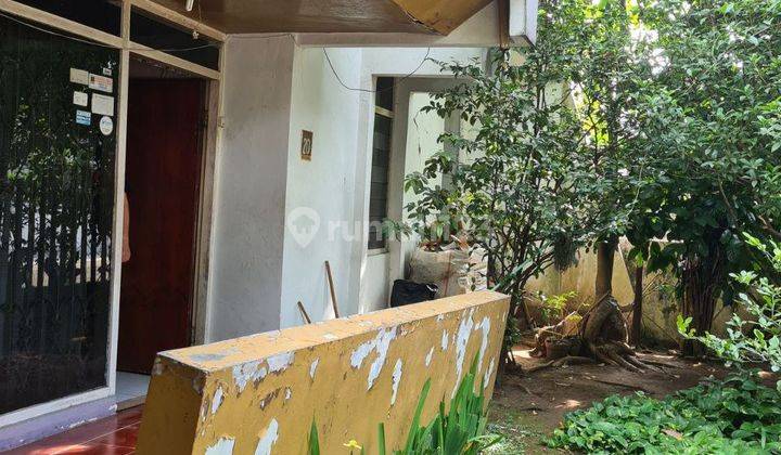 Rumah Hitung Tanah Butuh Renovasi SHM di Golf Arcamanik, Bandung 2