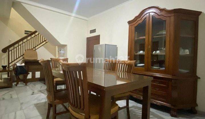 Rumah 2 Lantai Bagus Furnished SHM di Turangga Buah Batu, Bandung 2